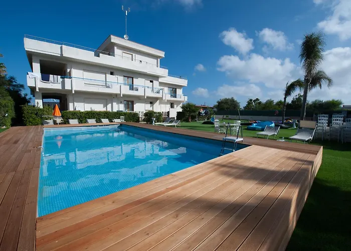 Hotel Relais Lo Stagnone 4*