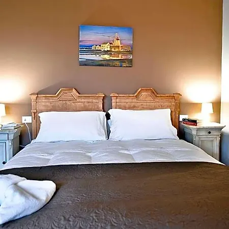 Relais Lo Stagnone Hotel 4*